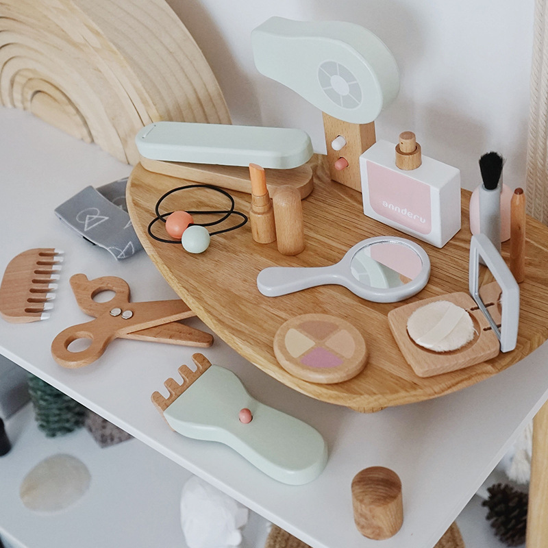 Nowy Drewniany Zestaw do Makij – Makeup Beauty House recenzja i cena